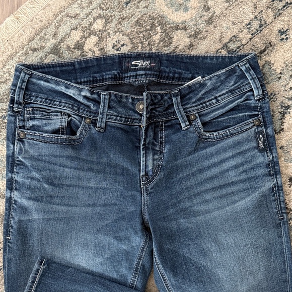 Silver brand Women's Deep Indigo Skinny Jeans - Picture 2 of 5